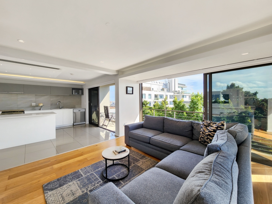 2 Bedroom Property for Sale in Sea Point Western Cape